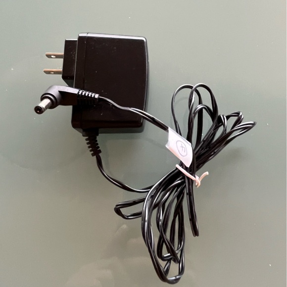Honor ADS-18C-12N Switching Adapter Power Supply Transformer Output 12V 1.5A - Picture 4 of 8